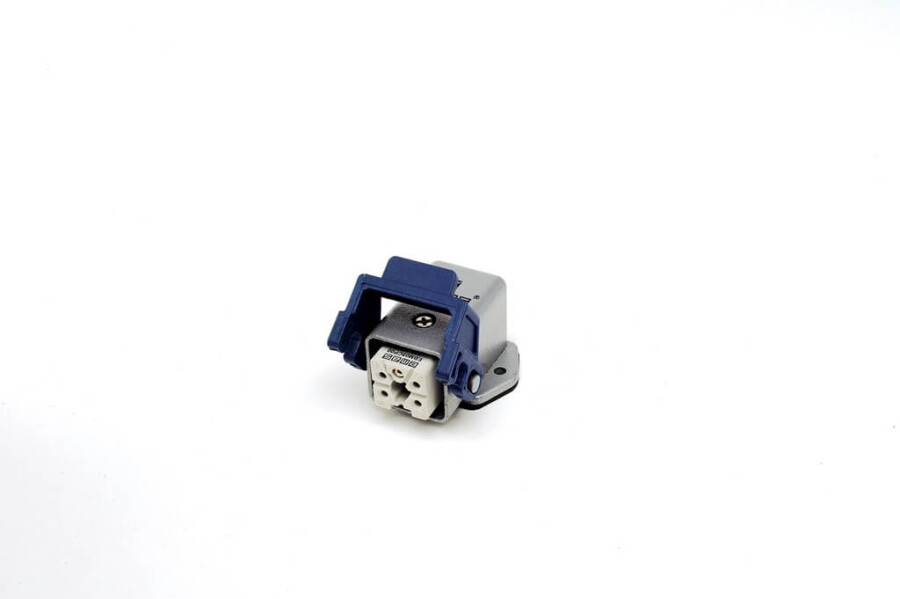 [EBM05PE41] EMAS EBM05PE41 5 KONTAK 10A EĞİK TİP ALTTAN GİRİŞLİ 1 MANDALLI MAKİNA PRİZİ